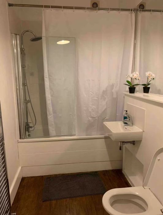 Дава се под наем Тристаен апартамент в София, Стрелбище - 95 кв.м за 550 € - Снимка #2