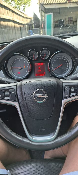 Opel Insignia 2.0