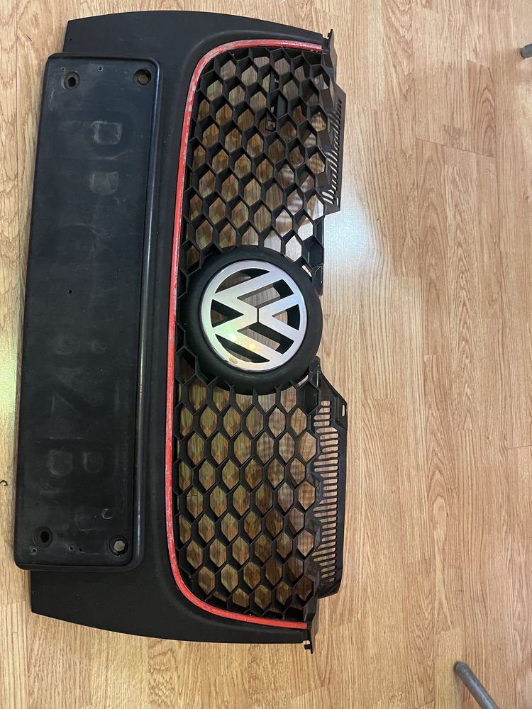 Предни gti решетки за голф 5