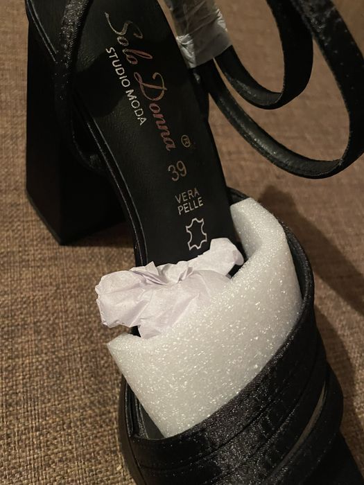 Sandale elegante cu toc gros