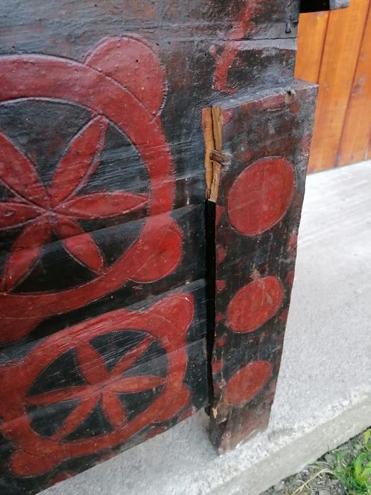 Lada de zestre veche