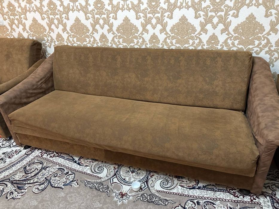 Мягкая мебель диван и два кресла