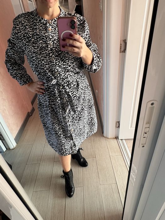 Рокля Mohito 42 размер