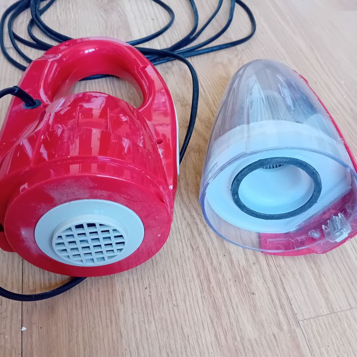 Прахосмукачка малка