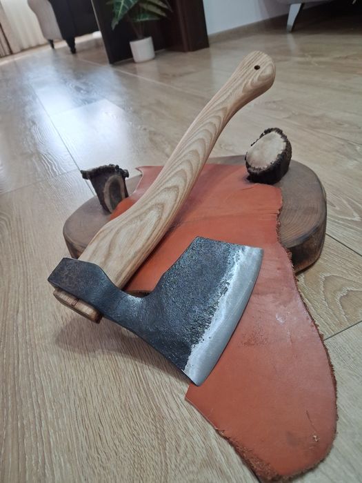 Topor din foaie de arc
