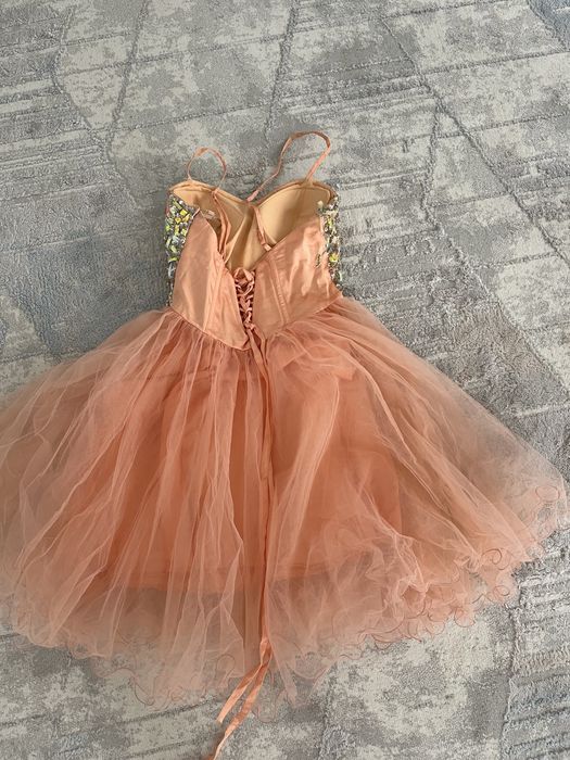 Платье на девочку