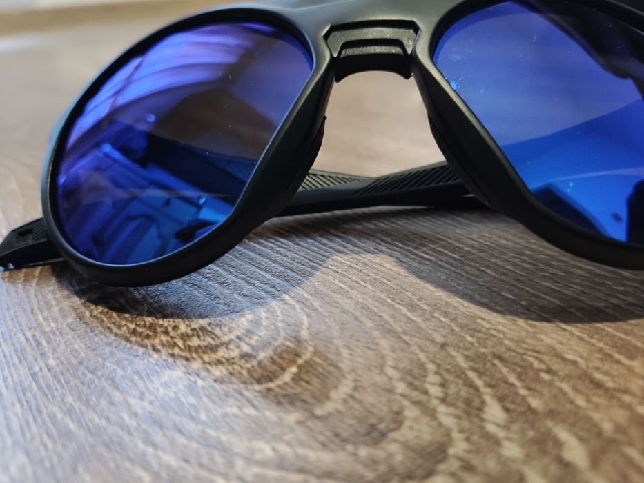 Oakley мъжки очила специализирани за високата планина. Нови