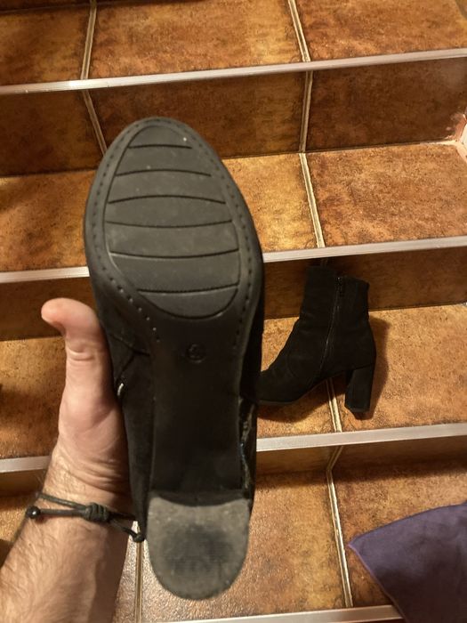 Vand botine dama negre