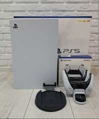 Продам PS5 практически новый