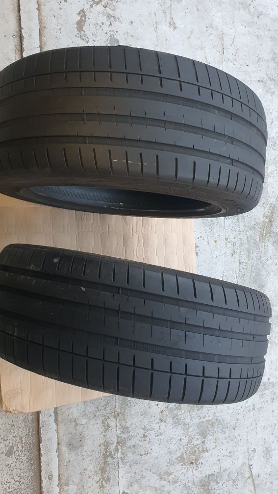 Anvelope vară 255 50 R19 Vredestein