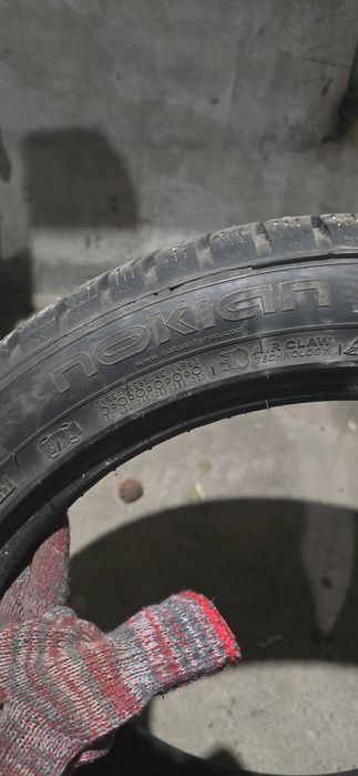 Продам шины Nokian