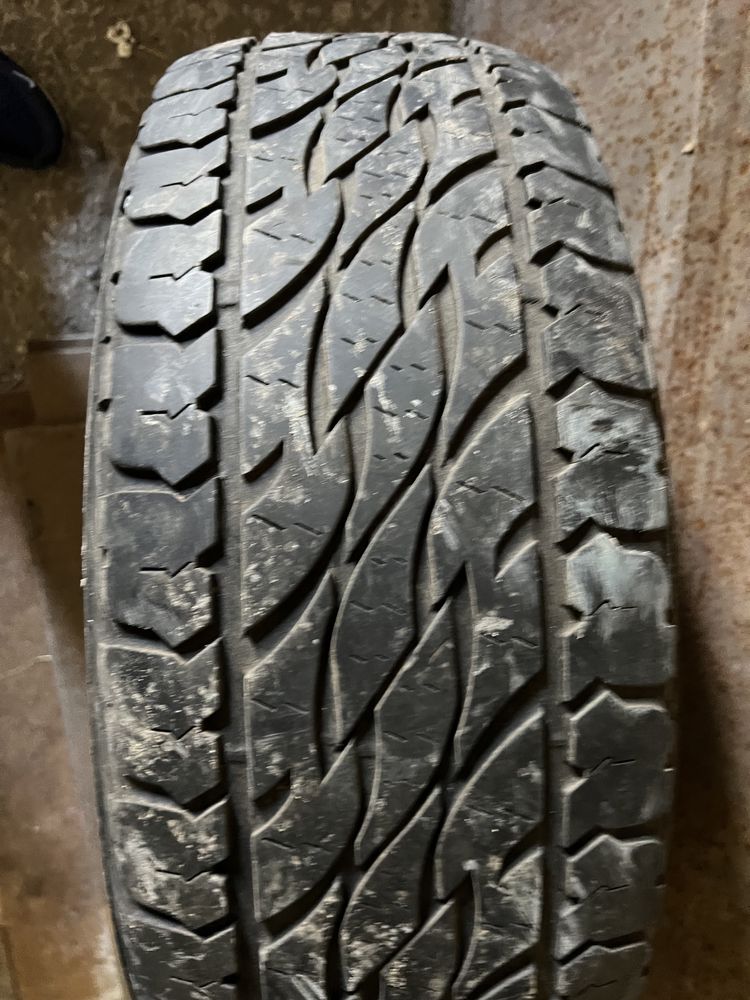 Продам шины 265/65 R17