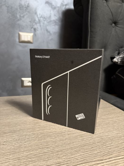 Samsung fold 7 1 TB 16 GB ram