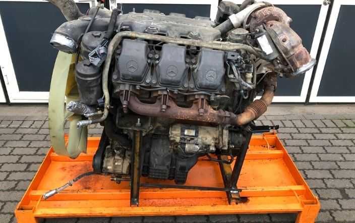 Motor complet Mercedes OM501LA 360 euro 4 - piese/dezmembrari Mercedes