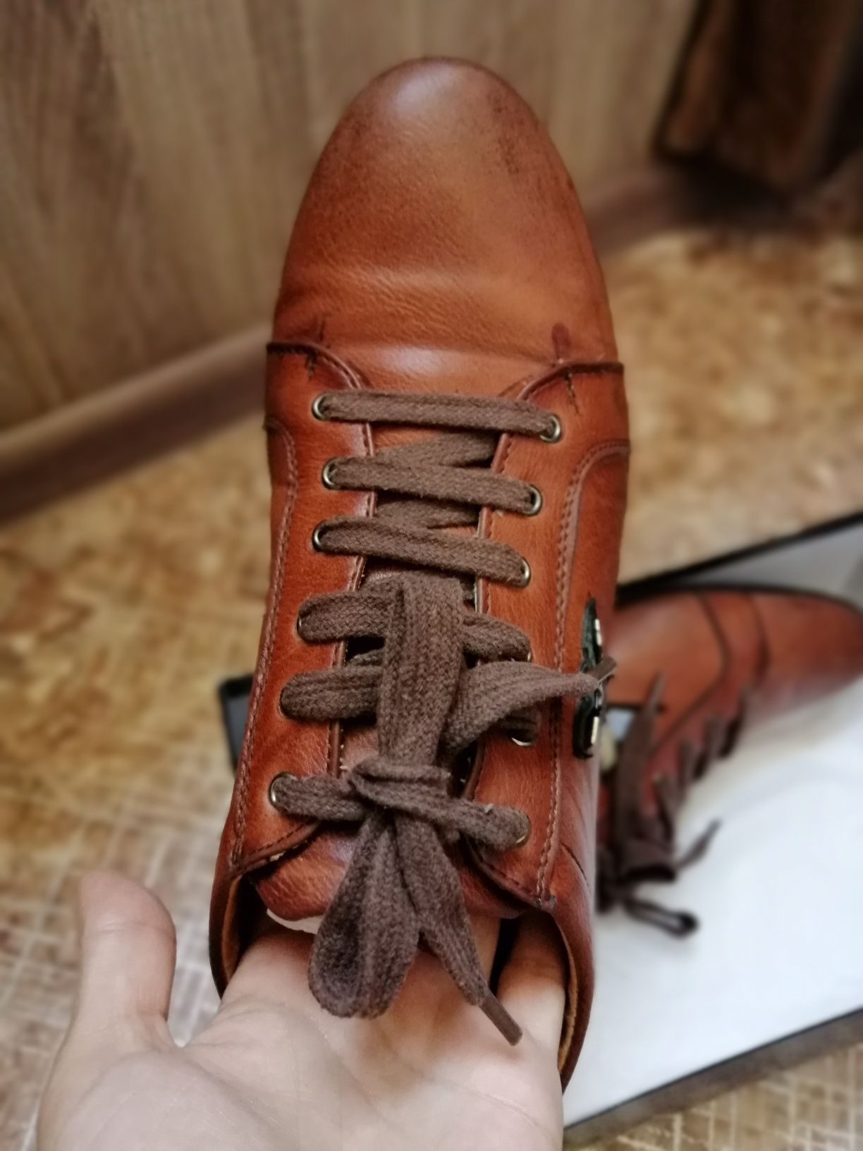 Мужские кожаные спортивные туфли