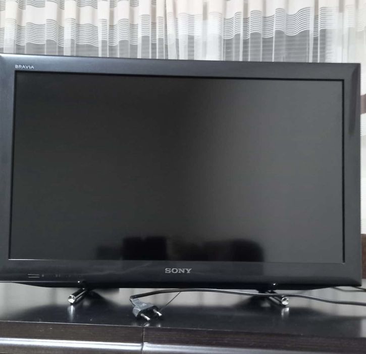 LCD телевизор Sony Bravia KDL-26EX550