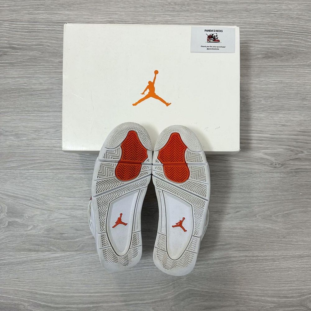 Jordan 4 Retro “Metallic Orange”