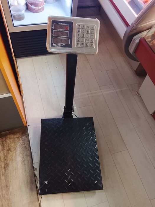 Весы напольные до 350кг.