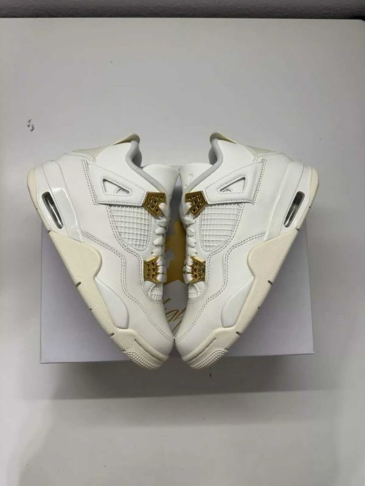 Air Jordan 4 Metalic Gold Adidasi Nike Air Jordan 4 Retro