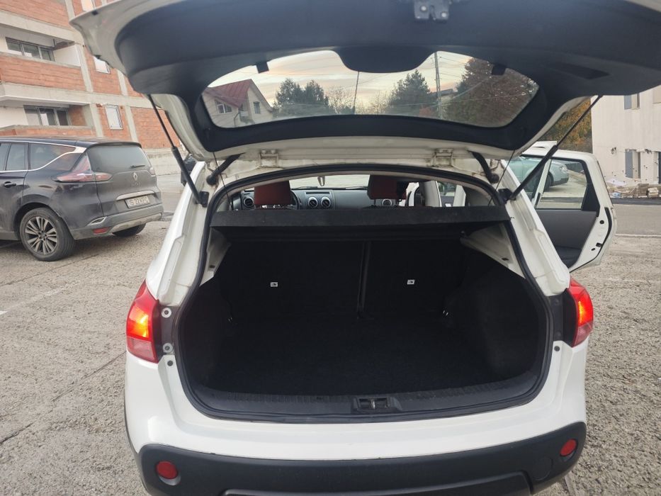 Vând Nissan Qashqai 2.0 dCi (150 CP), 4x4, An 2008