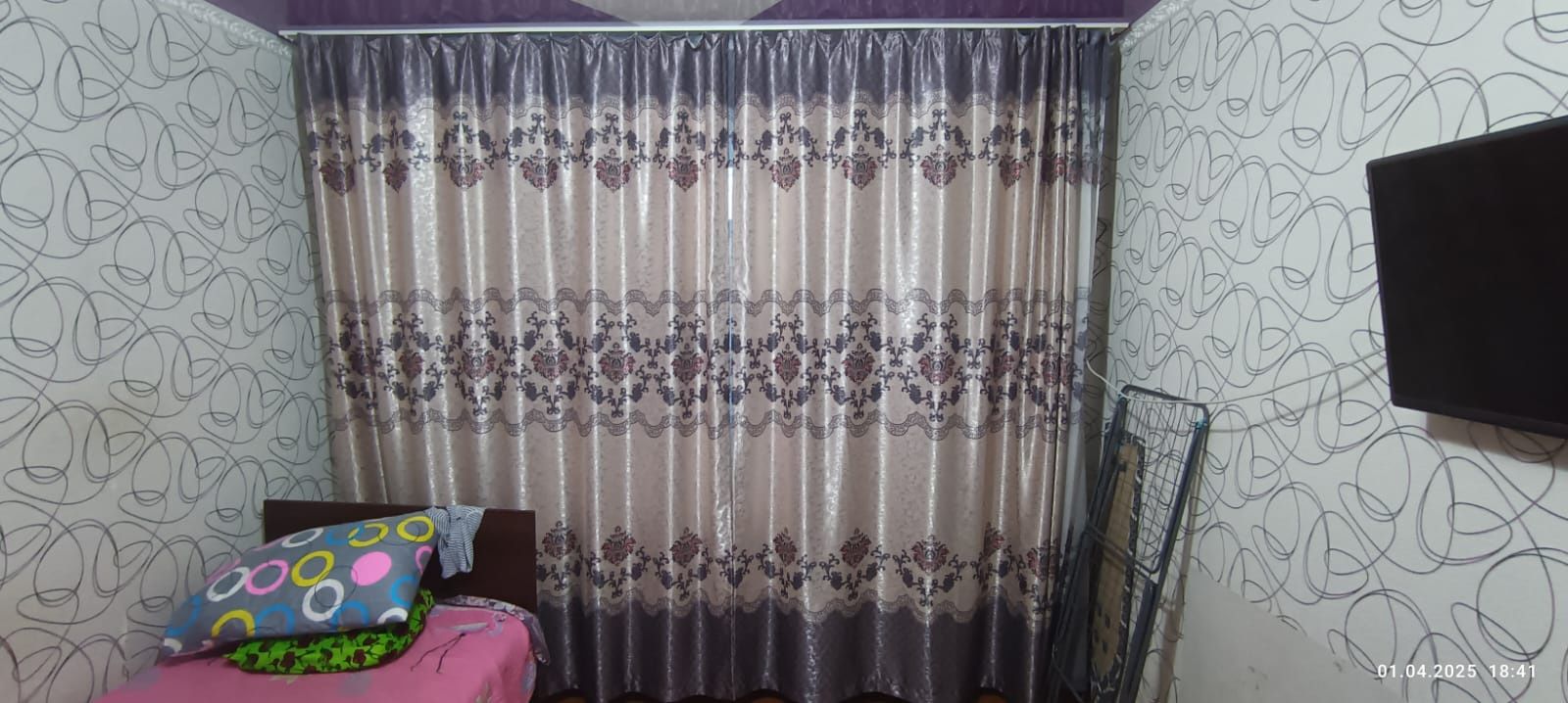 Продается штор с тюлям