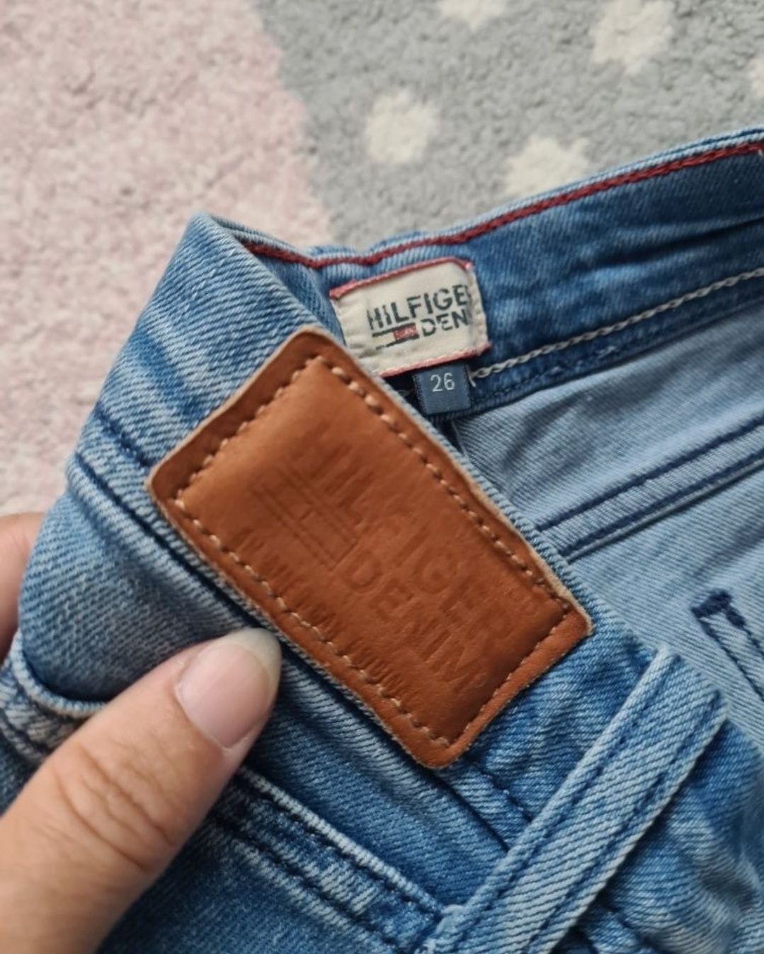 Blugi scurti Tommy Hilfiger marime Xs-S