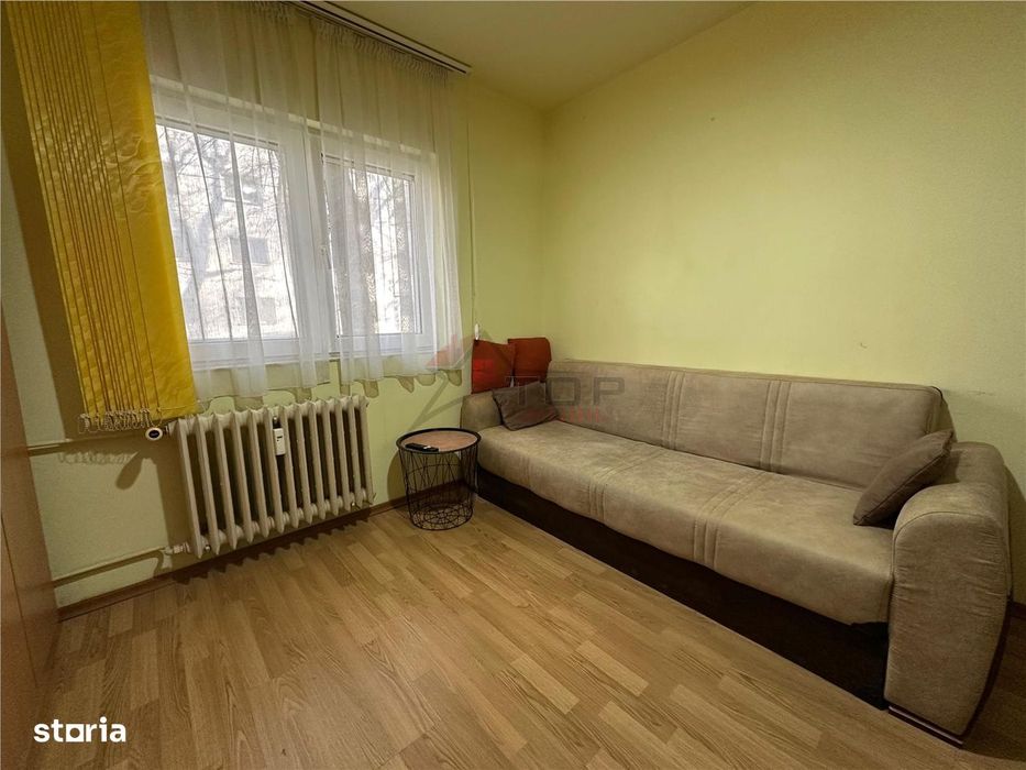 Inchiriere Apartament cu 1 camera Nicolina 1