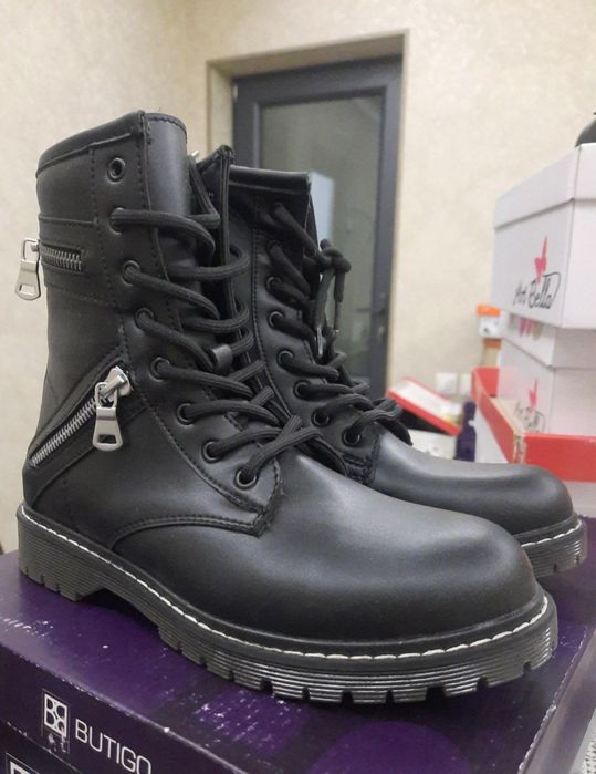 Продам женские сапожки