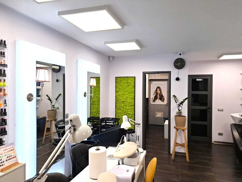 Salon Elyzee – București, Sector 2 –Căutăm manichiuristă cu experiență