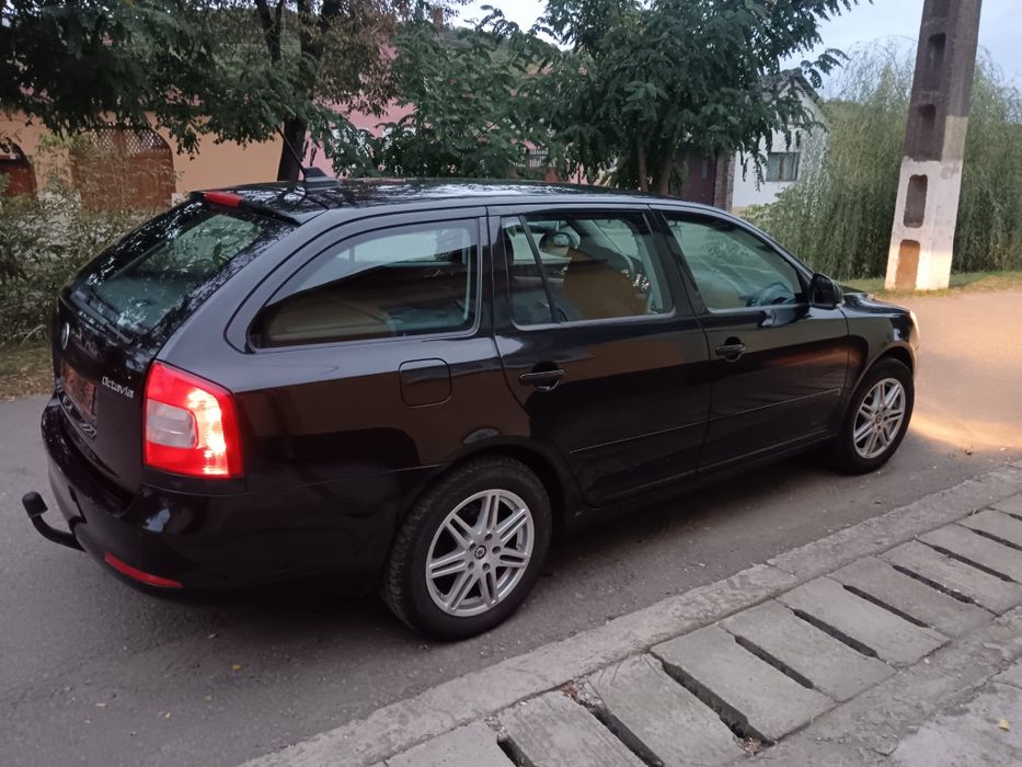 Skoda Octavia 2011/Climatronic/Senzori Parcare/Pilot/Euro 5!