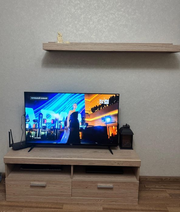 Продам  тумбу под телевизор