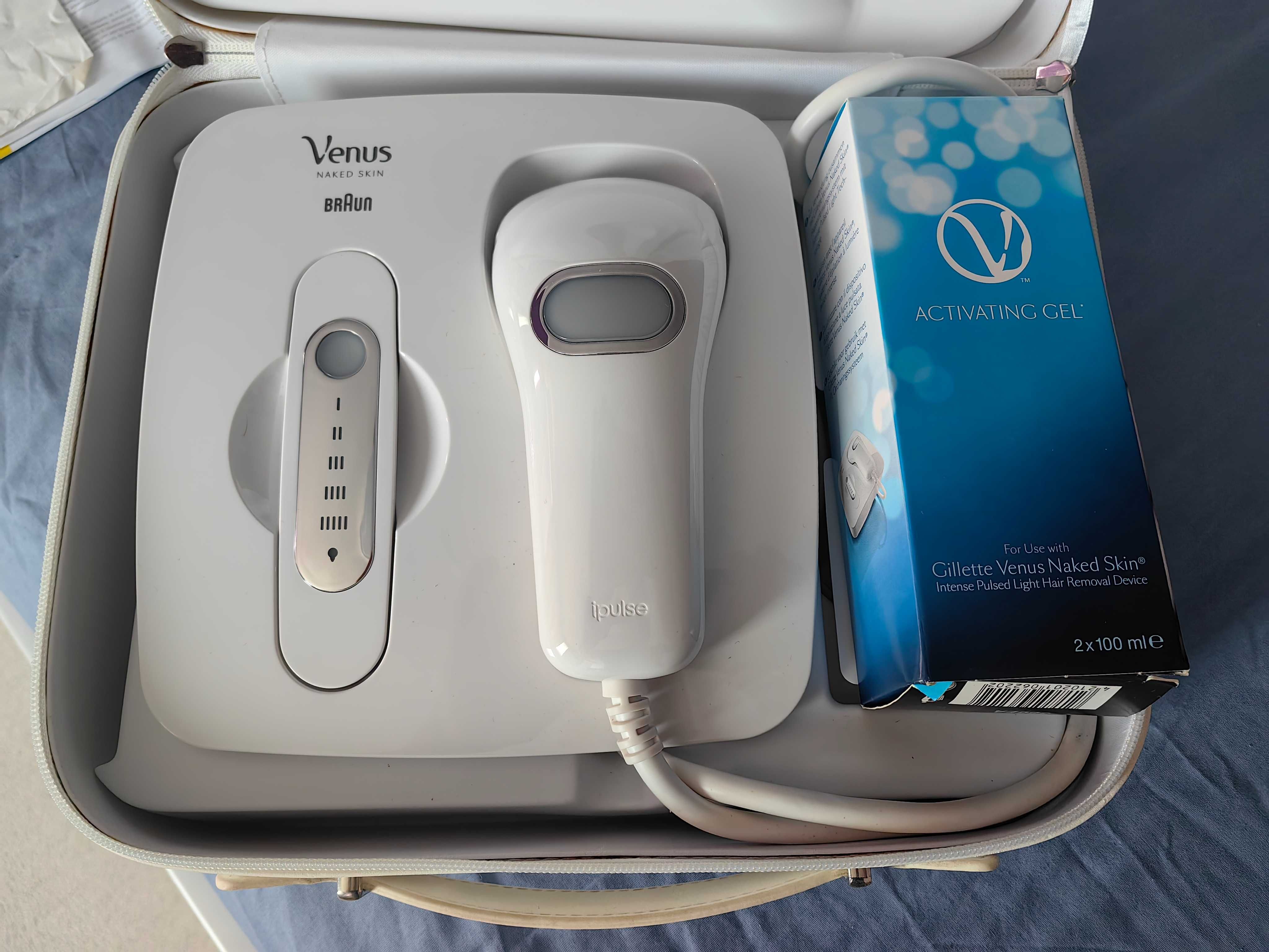 Фотоепилатор BRAUN Venus Naked Skin
