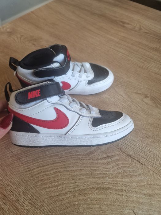 Детски маратонки найк 27 номер