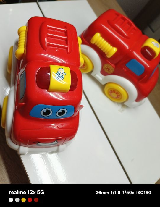 Playgro Активна играчка със светлини и звук КАМИОН JERRY'S CLASS