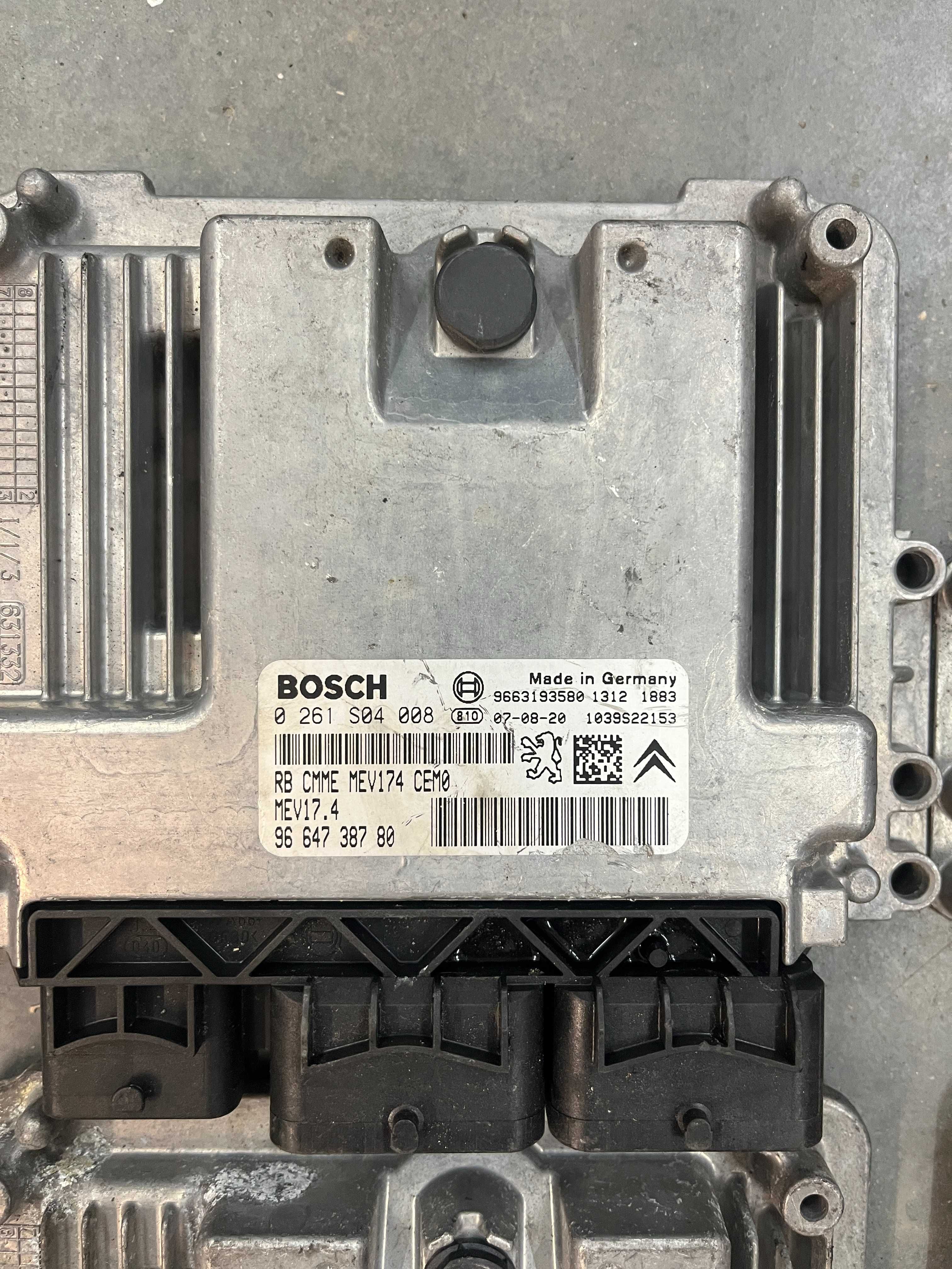 Компютър двигател BOSCH Peugeot 207 1.4 1.6 VTi 207 cc 1.4 1.6 16V 308