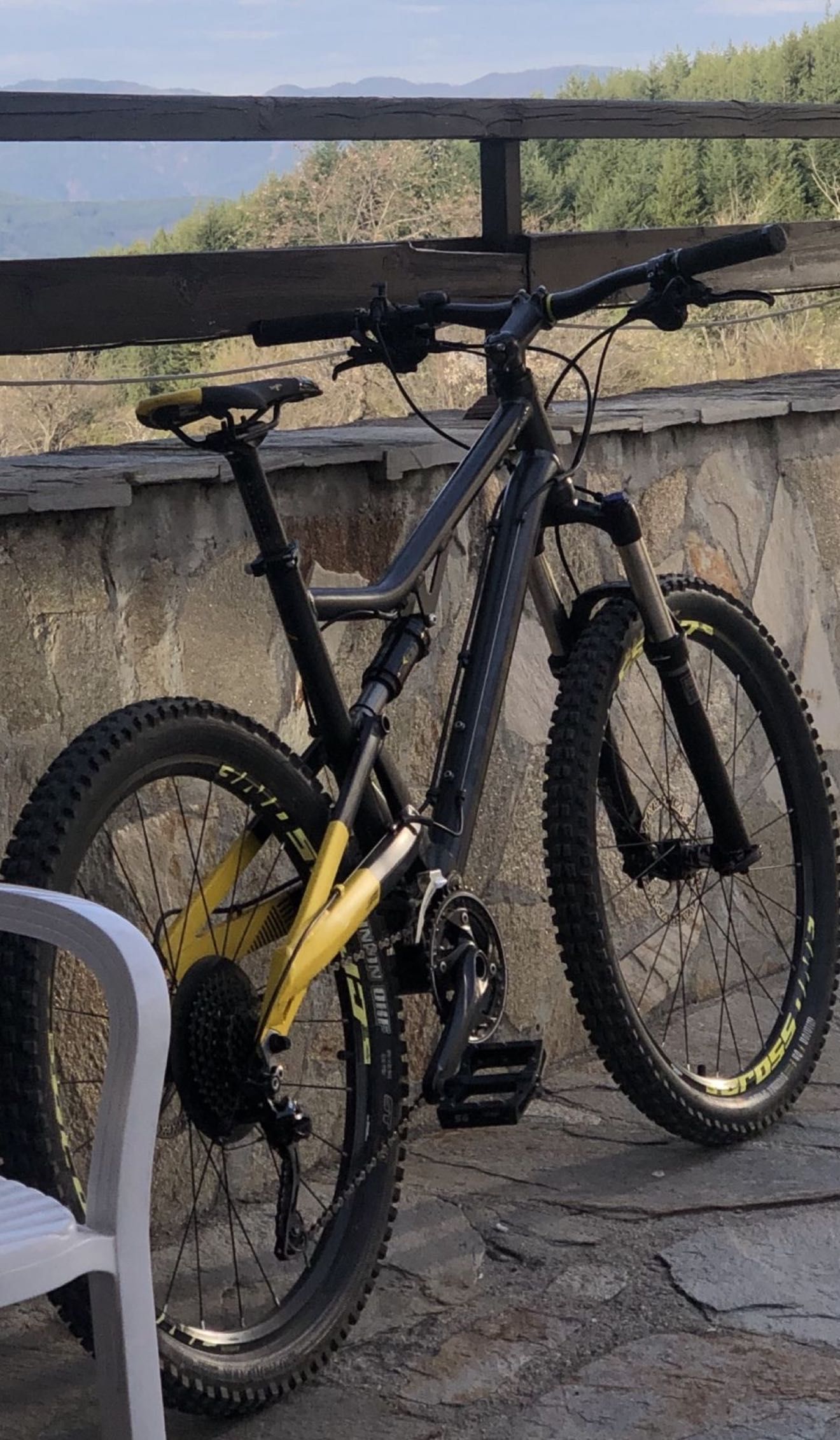 B TWIN Rockraider 700 S Downhill