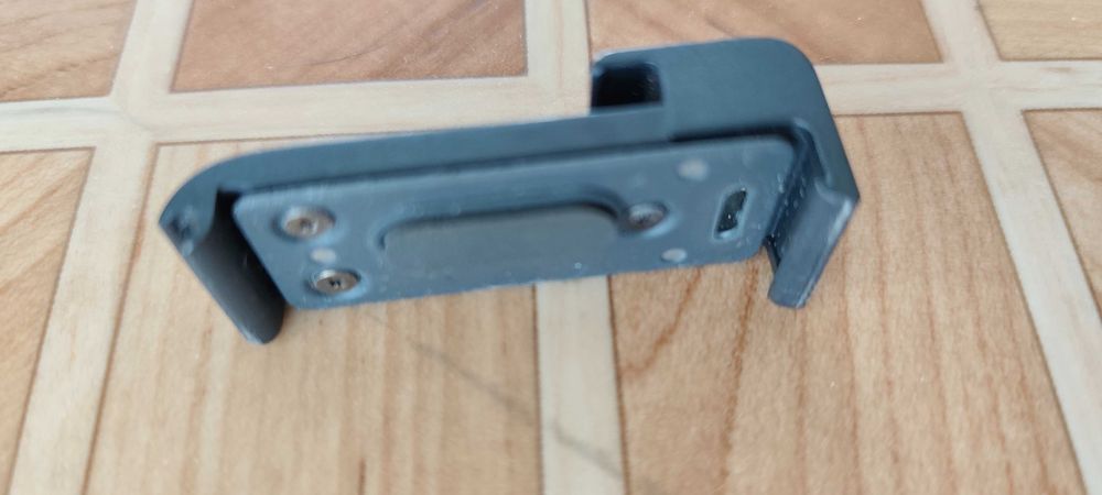 GoPro - капаче с отвор за лесно зареждане