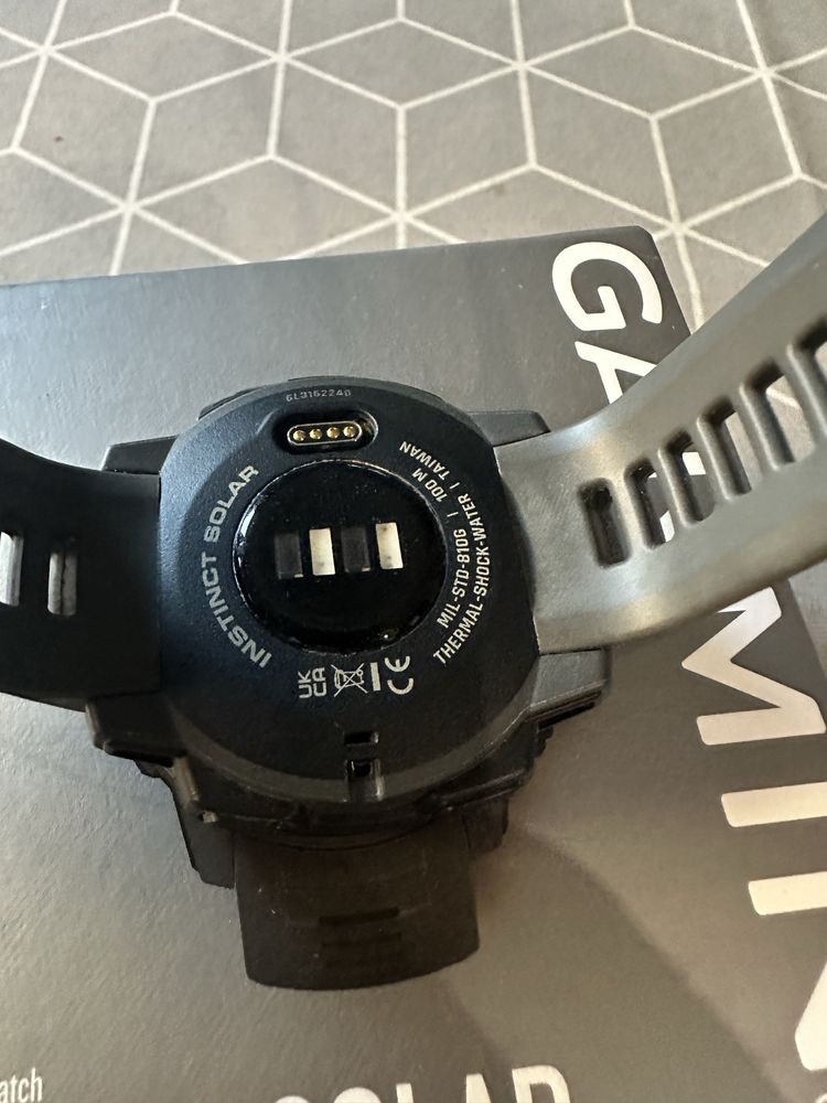 Garmin Instinct Solar