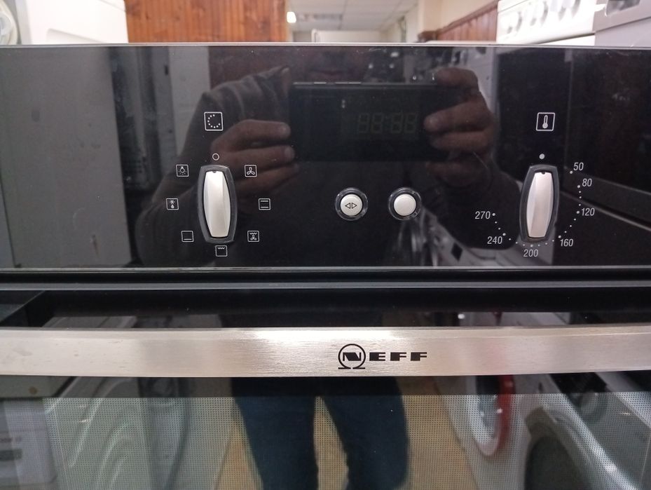 Иноксова фурна за вграждане Neff Made in Germany 2 години гаранция!
