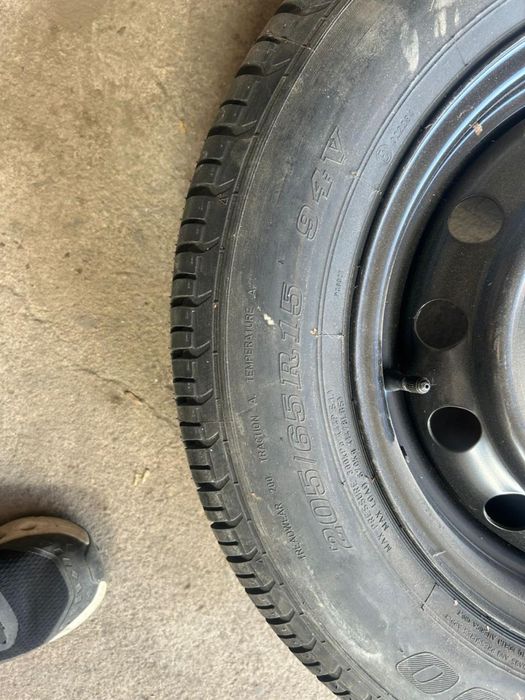 Оригинальняя запаска на тойота камри 30-35