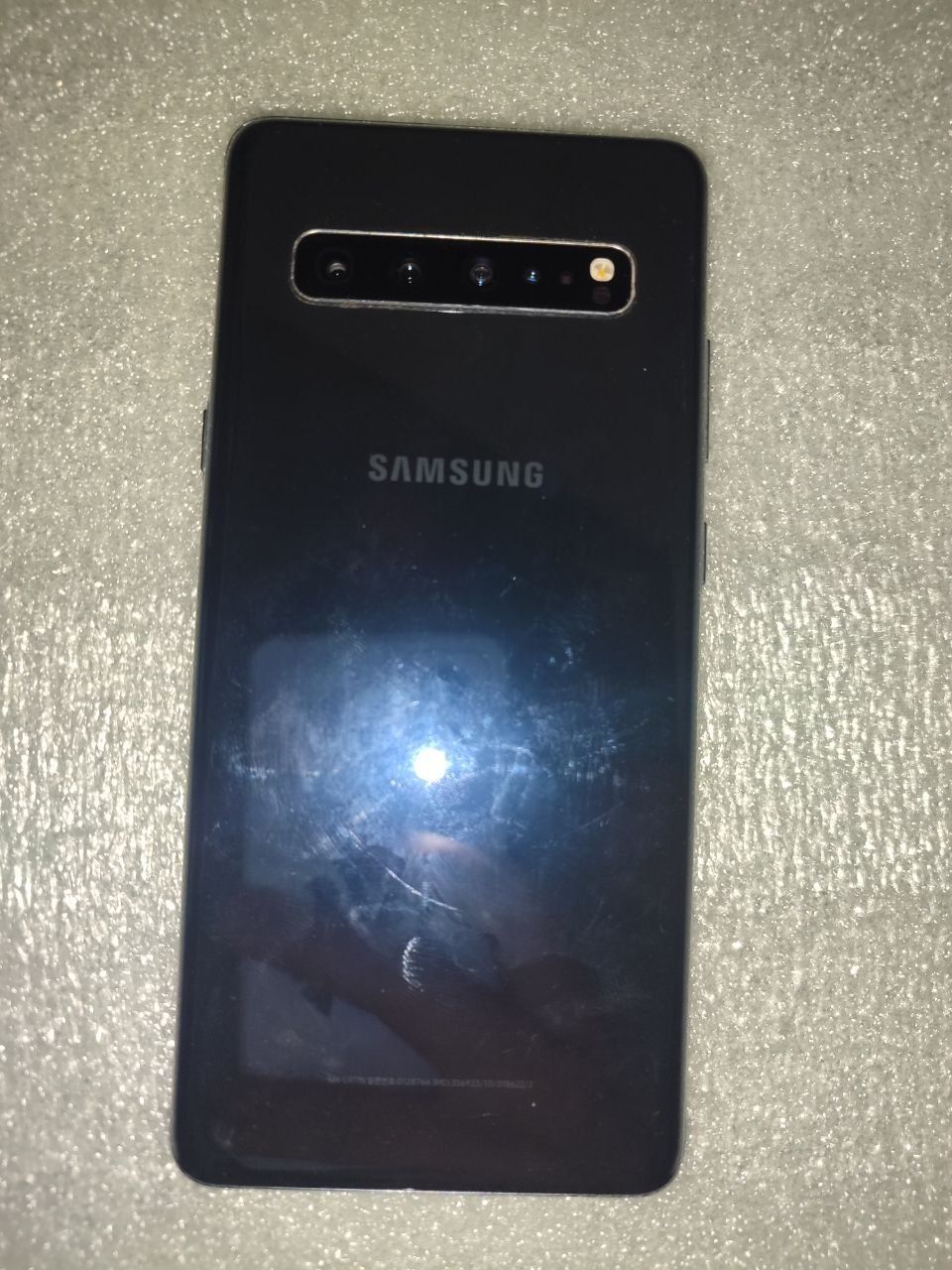 Samsung S10 5G. 512/8