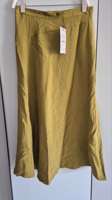 Дамска пола Зара нова