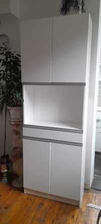 Поръчкови Кухненски шкафове комплект МДФ гланц екрю с метални лайсни