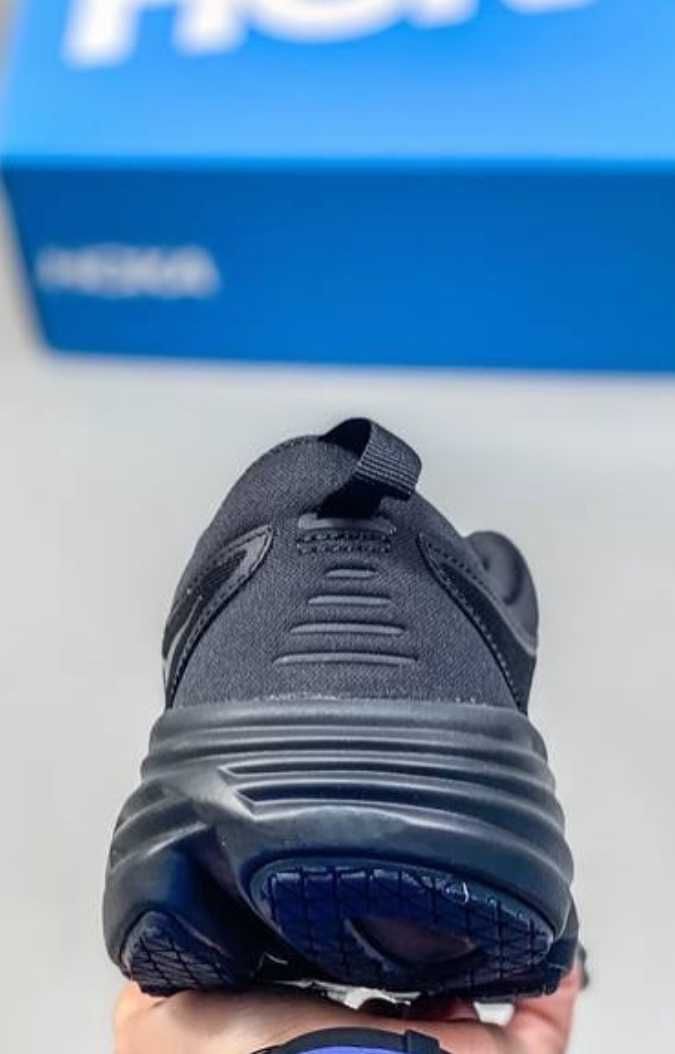 Нови мъжки маратонки Hoka ONE ONE Bondi 8 black размери 42,43,44
