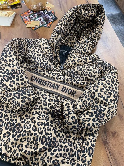 Оригинално дамско яке Dior - леопардов десен, размер универсален