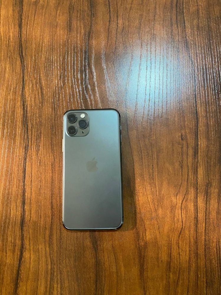 iPhone 11 Pro srochni sotiladi pul zarur!