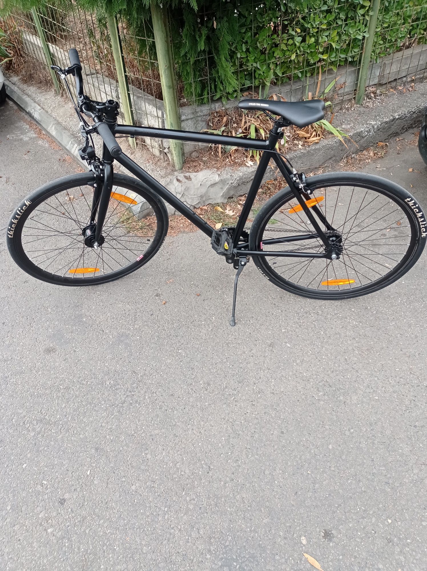 Fixie roți pe 28 inchi anvelope thickslick ca nouă