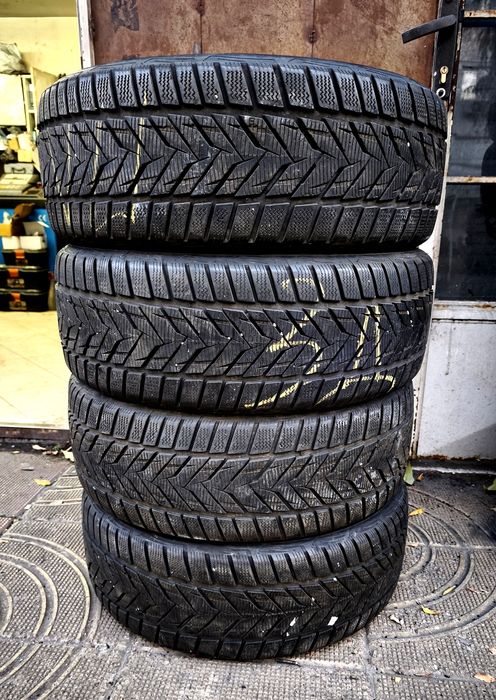 225 40 19 Зимни гуми