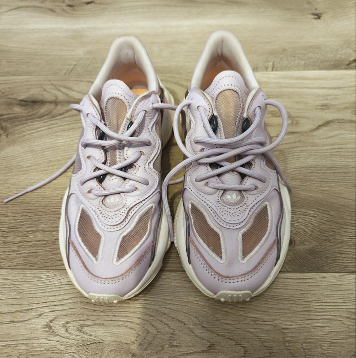 Adidasi dama, marca Adidas Ozweego, marimea 36