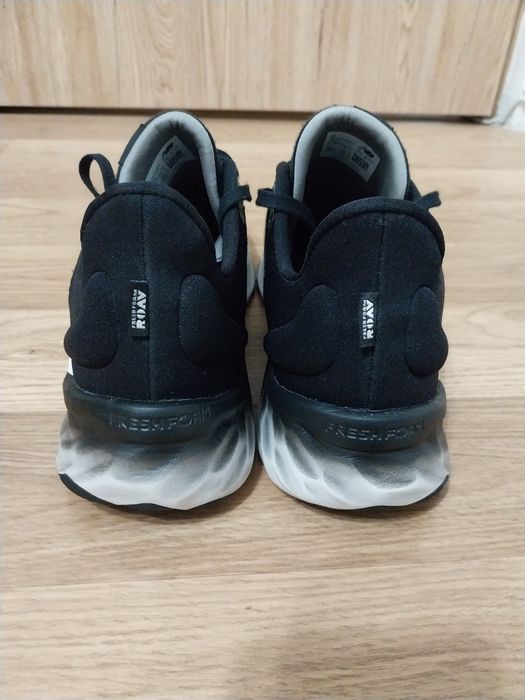 Adidasi Nou originali New Balance Nr.42,5